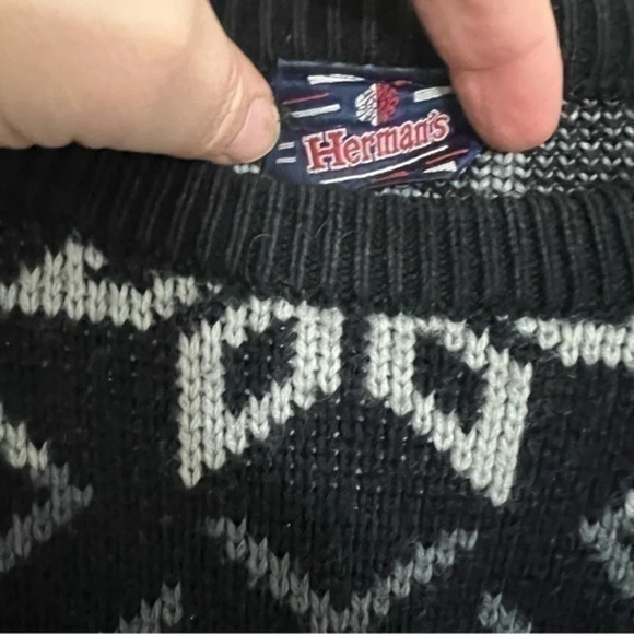 HERMAN’S Vintage Wool Crewneck Ski Sweater – Red & Black – Size Tag L/XL - Picture 6 of 6
